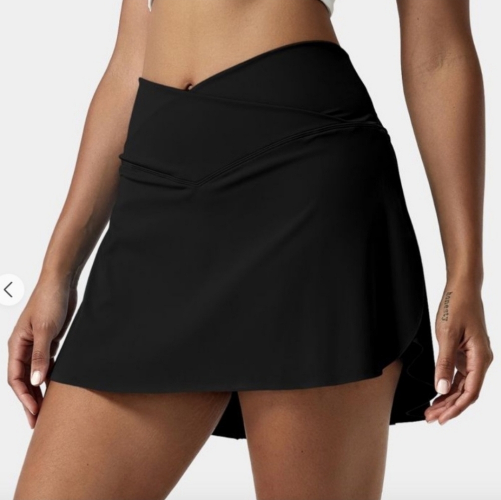 Halara Black High Waisted Crossover Atheltic Tennis Skirt Skort